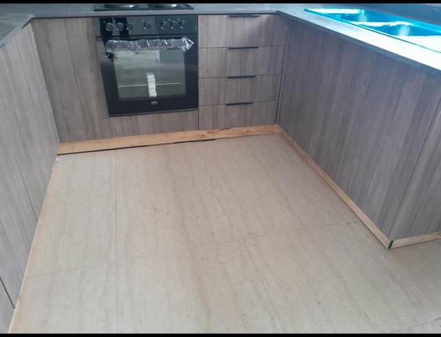 3 BEDROOM PROPERTY TO RENT IN SOUTH BEACH